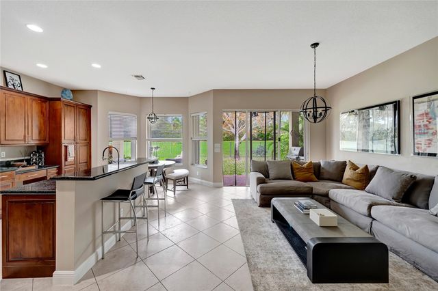 1929 Grey Falcon Circle SW, Vero Beach, FL 32962