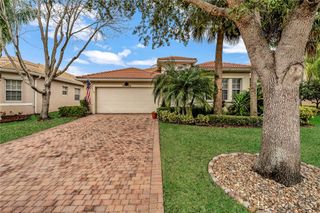 1929 Grey Falcon Circle SW, Vero Beach, FL 32962