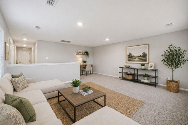 105 Declaration LN, Liberty Hill, TX 78642