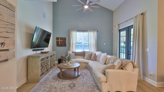 801 Victoria Hills Drive S, Deland, FL 32724