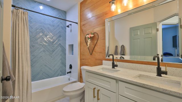 801 Victoria Hills Drive S, Deland, FL 32724