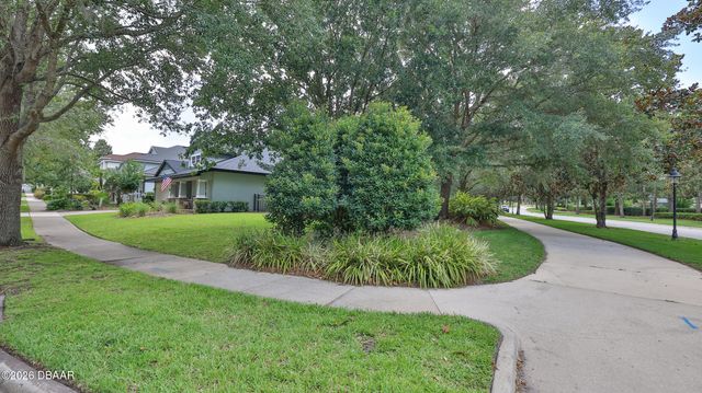 801 Victoria Hills Drive S, Deland, FL 32724