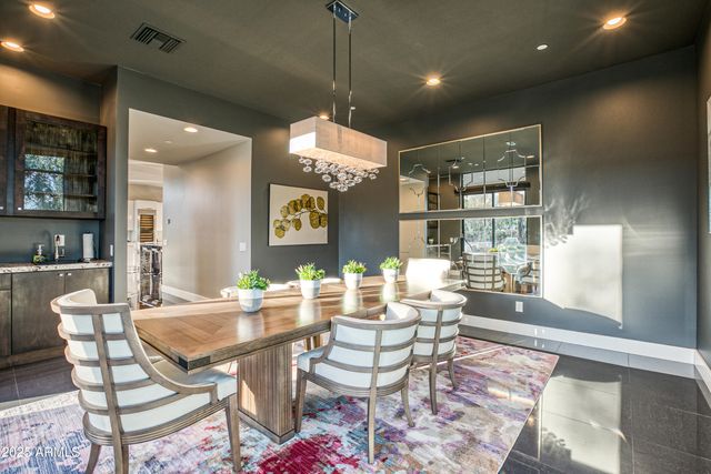 7008 N 69TH Place, Paradise Valley, AZ 85253