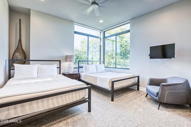 7008 N 69TH Place, Paradise Valley, AZ 85253