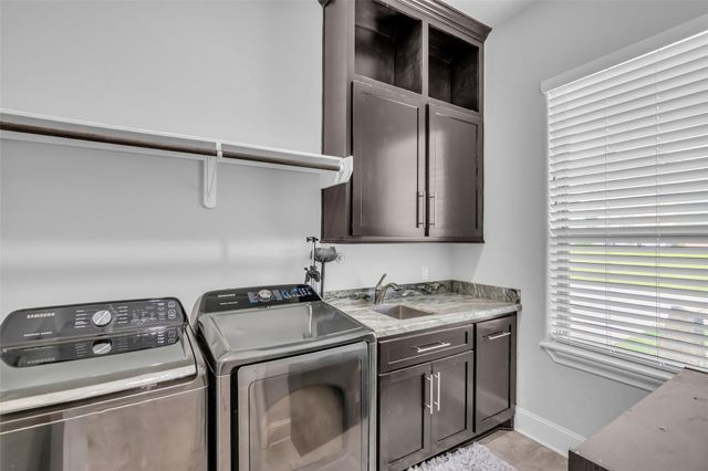 1706 Opal Trail, Willis, TX 77378