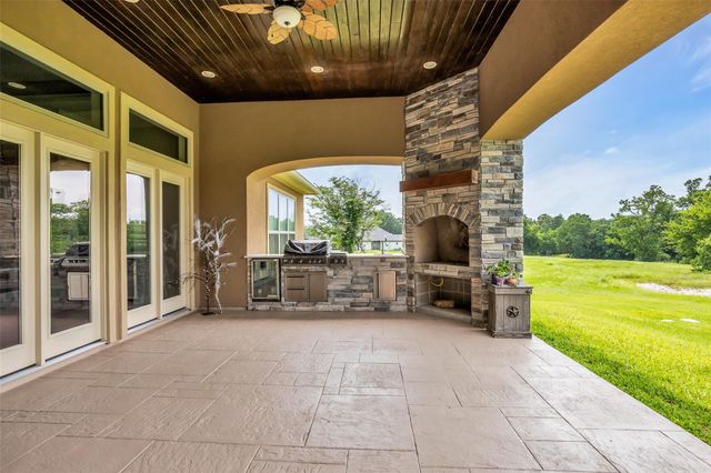 1706 Opal Trail, Willis, TX 77378