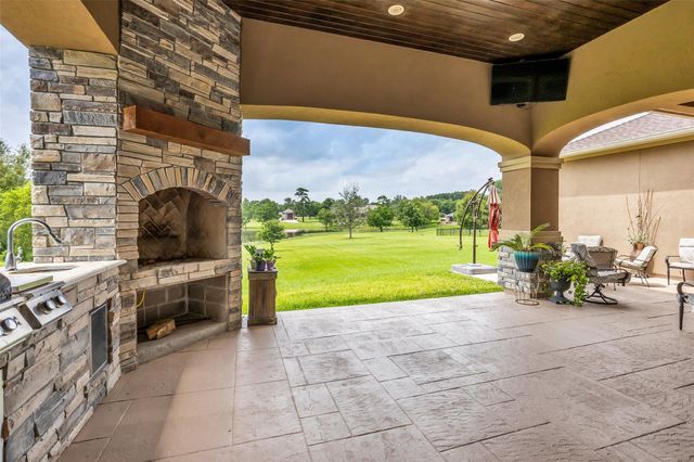 1706 Opal Trail, Willis, TX 77378