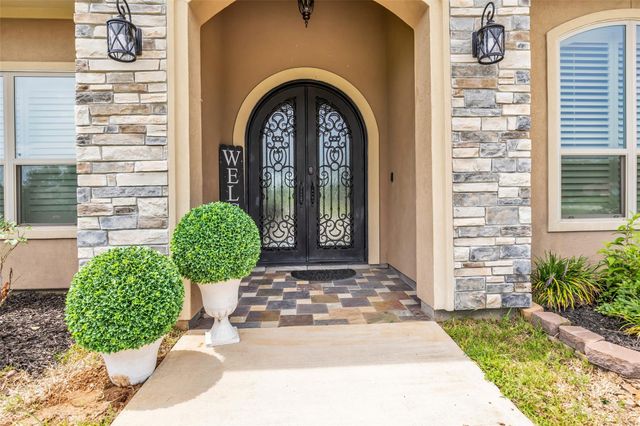 1706 Opal Trail, Willis, TX 77378