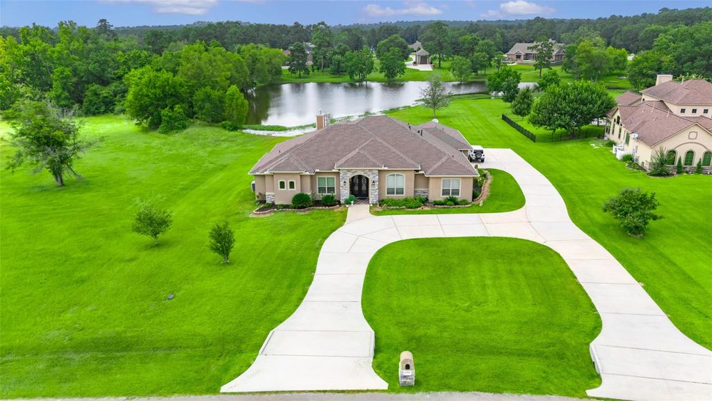 1706 Opal Trail, Willis, TX 77378