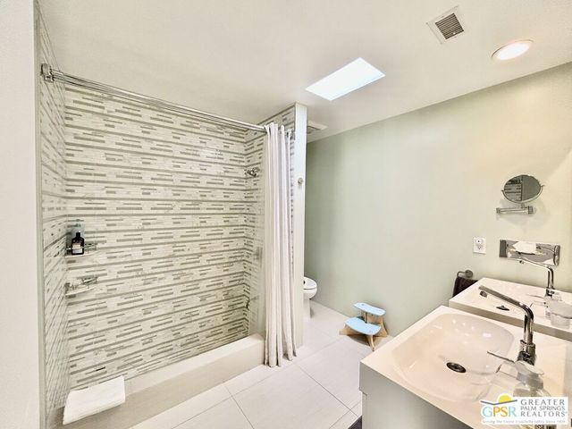 306 Desert Lakes Drive, Palm Springs, CA 92264