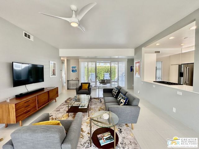 306 Desert Lakes Drive, Palm Springs, CA 92264