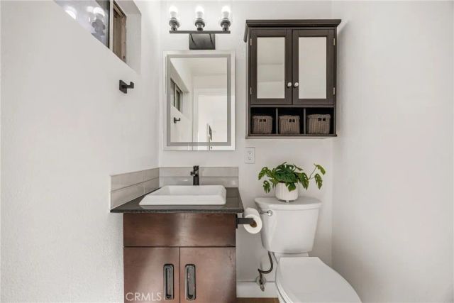 5976 Los Feliz, Buena Park, CA 90620