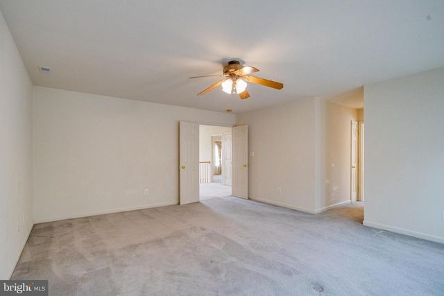 221 SEAMASTER RD, Essex, MD 21221