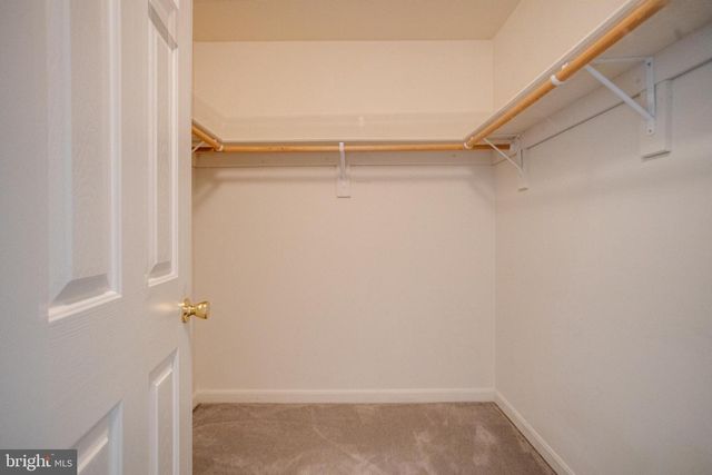 221 SEAMASTER RD, Essex, MD 21221