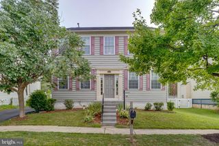 221 SEAMASTER RD, Essex, MD 21221