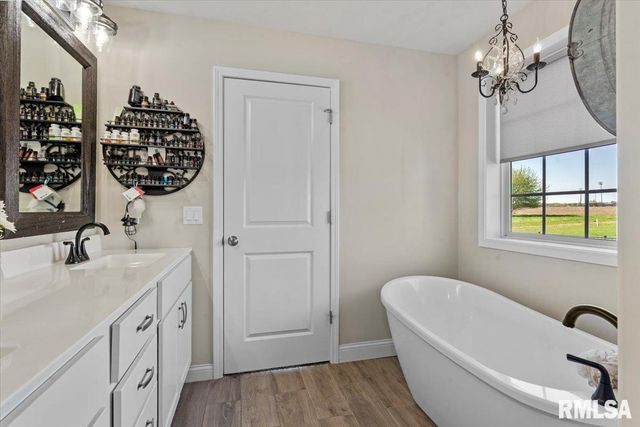 1701 Spartan Drive, Chatham, IL 62629