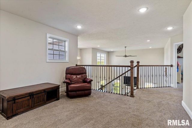 1701 Spartan Drive, Chatham, IL 62629