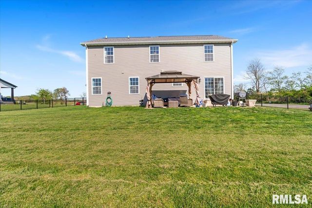 1701 Spartan Drive, Chatham, IL 62629