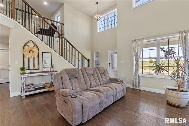 1701 Spartan Drive, Chatham, IL 62629
