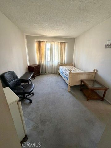 9620 Sepulveda 39, North Hills, CA 91343