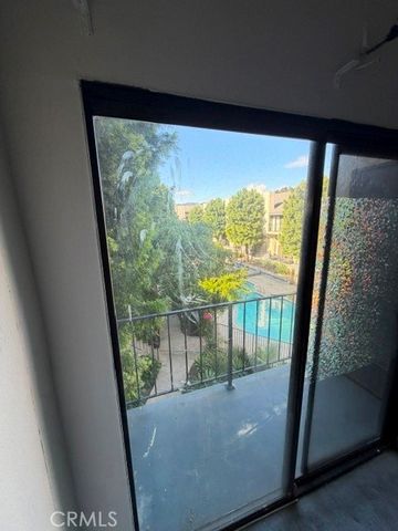9620 Sepulveda 39, North Hills, CA 91343