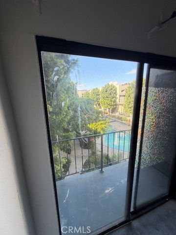 9620 Sepulveda 39, North Hills, CA 91343