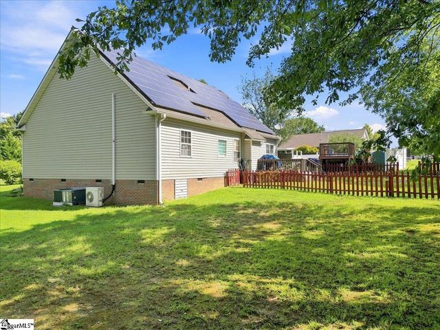 185 Williams Drive, Campobello, SC 29322