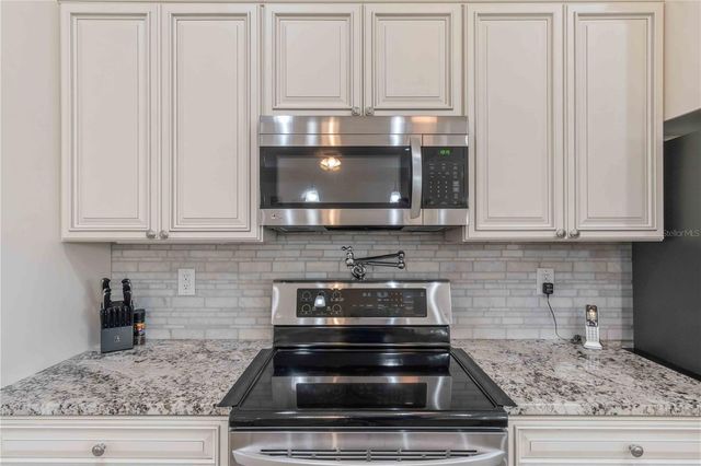 1275 BLUE LAKE CIRCLE, Punta Gorda, FL 33983