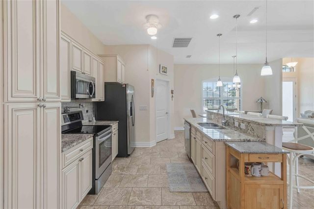 1275 BLUE LAKE CIRCLE, Punta Gorda, FL 33983