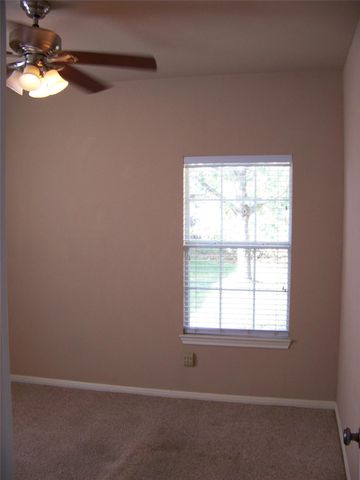 1400 T H Johnson DR, Taylor, TX 76574