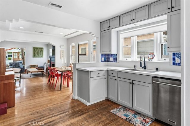 1453 N Anaheim Place, Long Beach, CA 90804