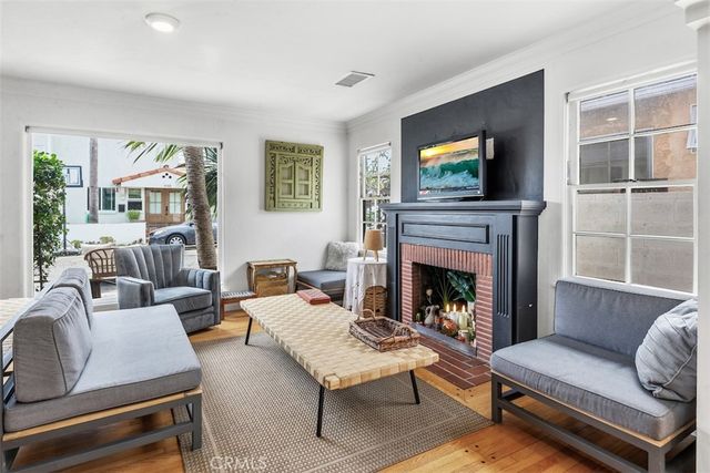 1453 N Anaheim Place, Long Beach, CA 90804