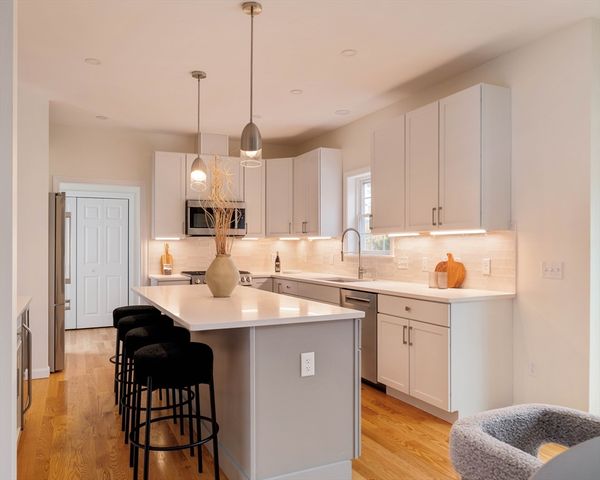 391 Sprague St, Dedham, MA 02026