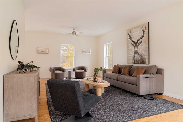 391 Sprague St, Dedham, MA 02026