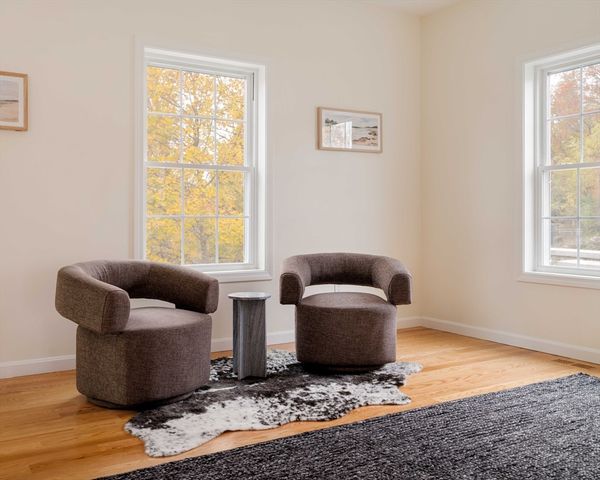 391 Sprague St, Dedham, MA 02026