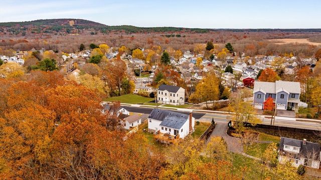 391 Sprague St, Dedham, MA 02026