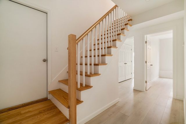 391 Sprague St, Dedham, MA 02026