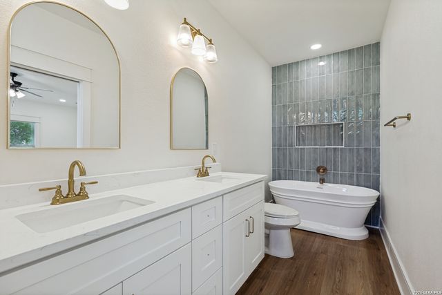 547 W HIGHLAND BLVD, San Antonio, TX 78210