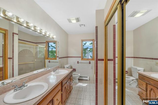 245 Wilson Avenue, Lyndhurst, NJ 07071