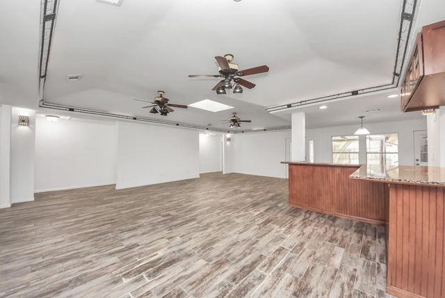 8227 Ivan Reid Drive, Houston, TX 77040