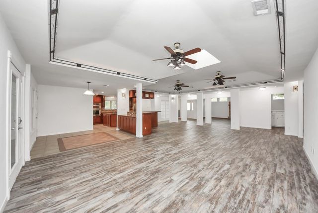 8227 Ivan Reid Drive, Houston, TX 77040