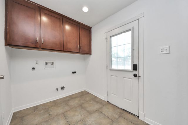 8227 Ivan Reid Drive, Houston, TX 77040