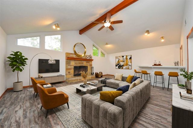 8227 Ivan Reid Drive, Houston, TX 77040