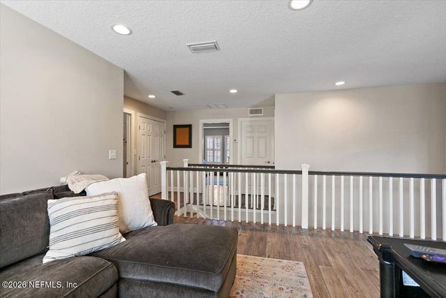 11036 CASTLEMAIN Circle E, Jacksonville, FL 32256