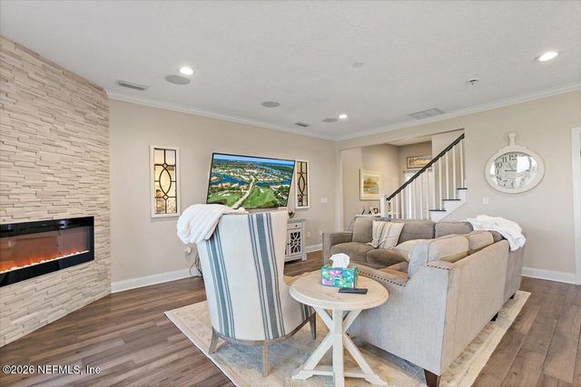 11036 CASTLEMAIN Circle E, Jacksonville, FL 32256