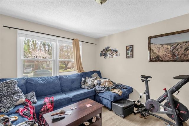 1755 Camden Road, Winston-salem, NC 27103