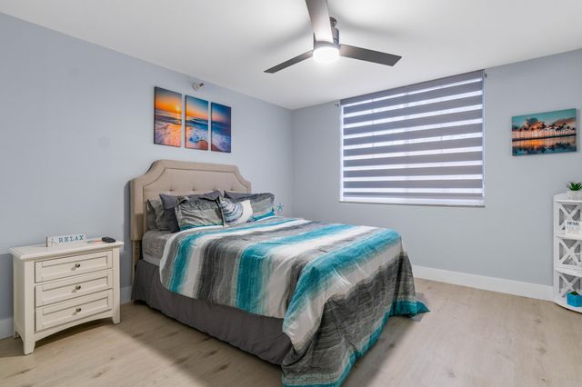 140 Yacht Club Way 107, Hypoluxo, FL 33462