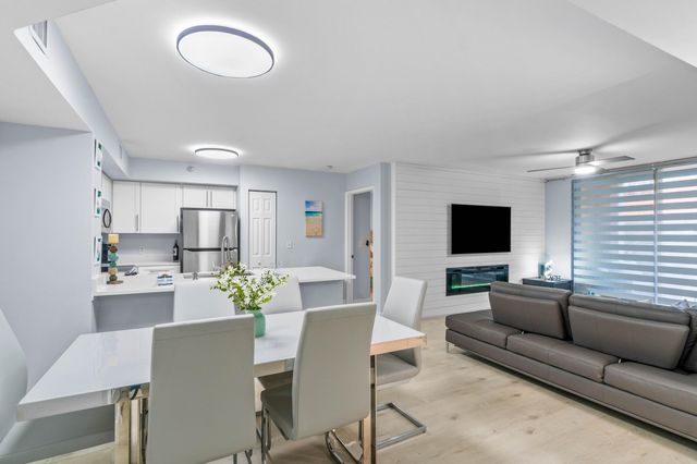 140 Yacht Club Way 107, Hypoluxo, FL 33462