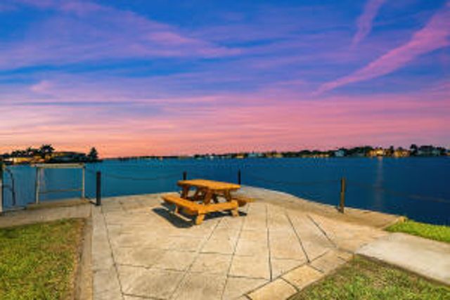 140 Yacht Club Way 107, Hypoluxo, FL 33462