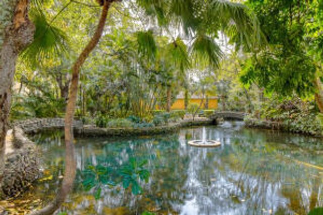 140 Yacht Club Way 107, Hypoluxo, FL 33462